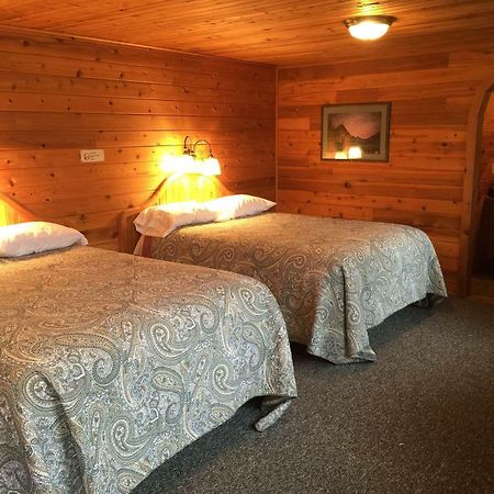 Whistling Swan Motel East Glacier Park Village Экстерьер фото