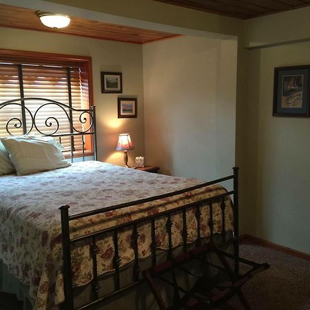 Whistling Swan Motel East Glacier Park Village Экстерьер фото