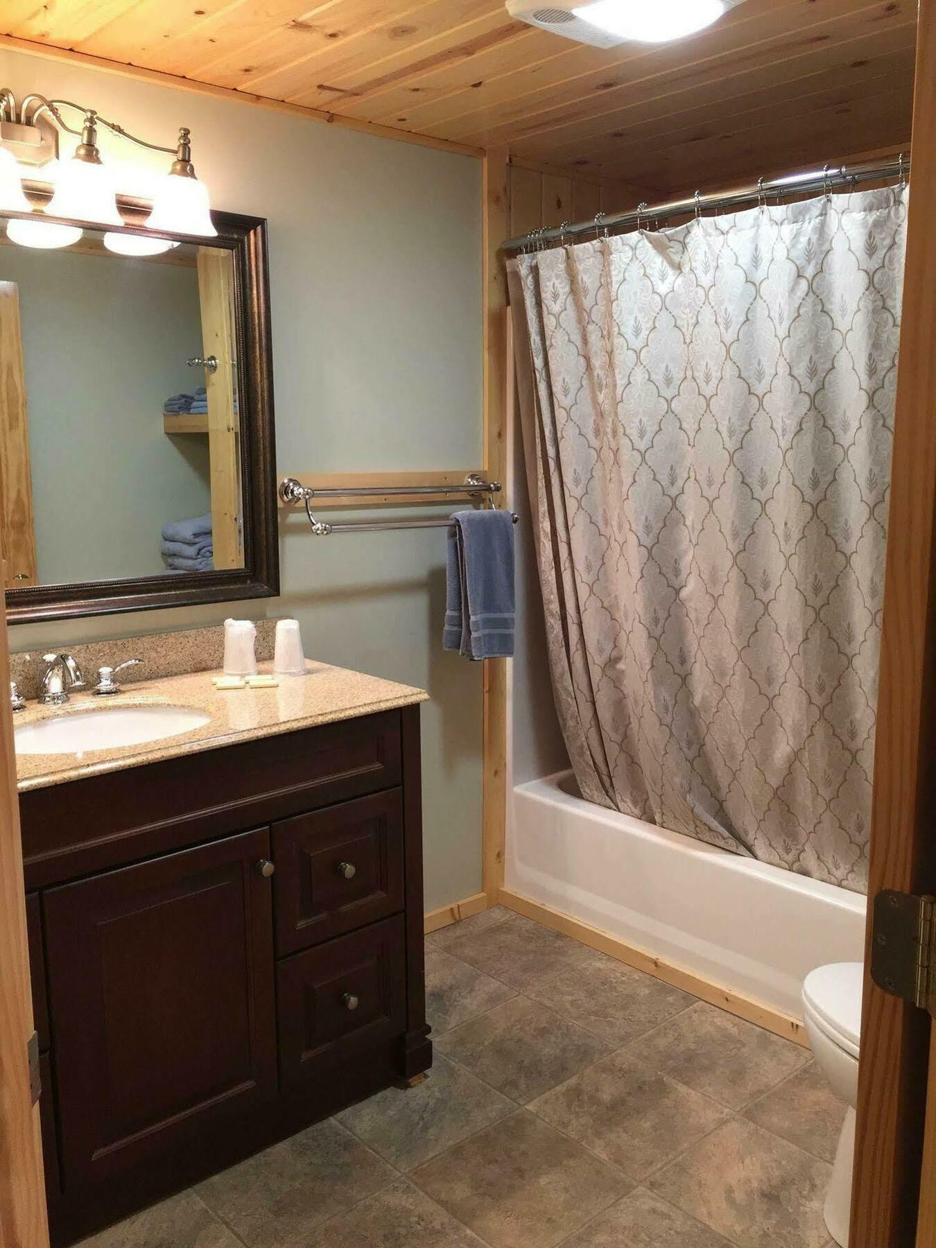 Whistling Swan Motel East Glacier Park Village Экстерьер фото